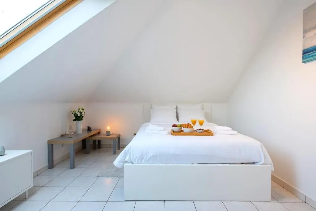 Jette Expo Duplex Residence Brussels Belgium