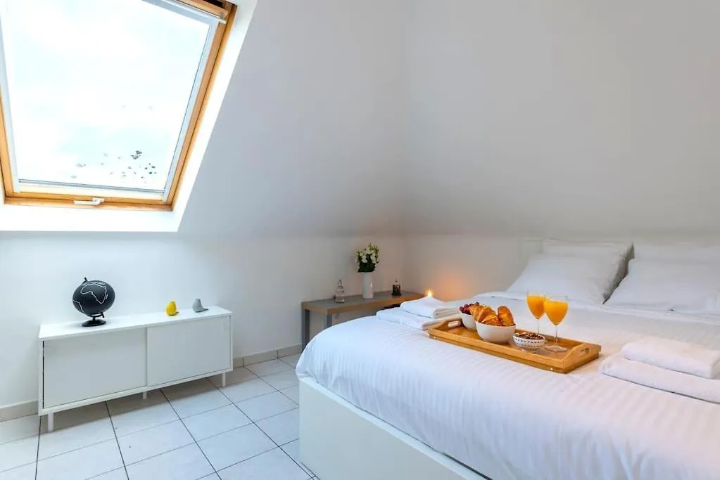 Jette Expo Duplex Residence Brussels